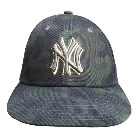 New Era 59Fifty New York Yankees Military Green Camo Fitted Hat 7 1/8 - Picture 1 of 10